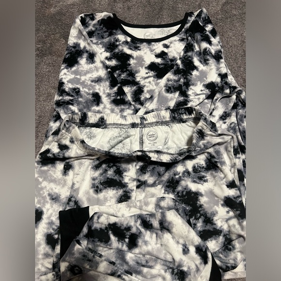 Size 18 matching set - Picture 1 of 6